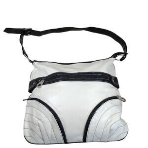 Avon Vintage Y2K Cream Black Soft Faux Stylish Faux Leather Boho Shoulder Bag